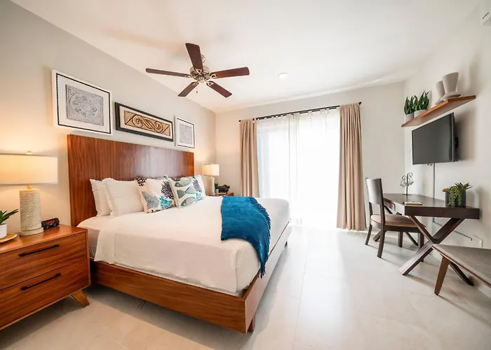 Modern Penthouse With 2 Bedrooms & Pool Sol Tranquilo At Margaritas Ii Playa del Carmen